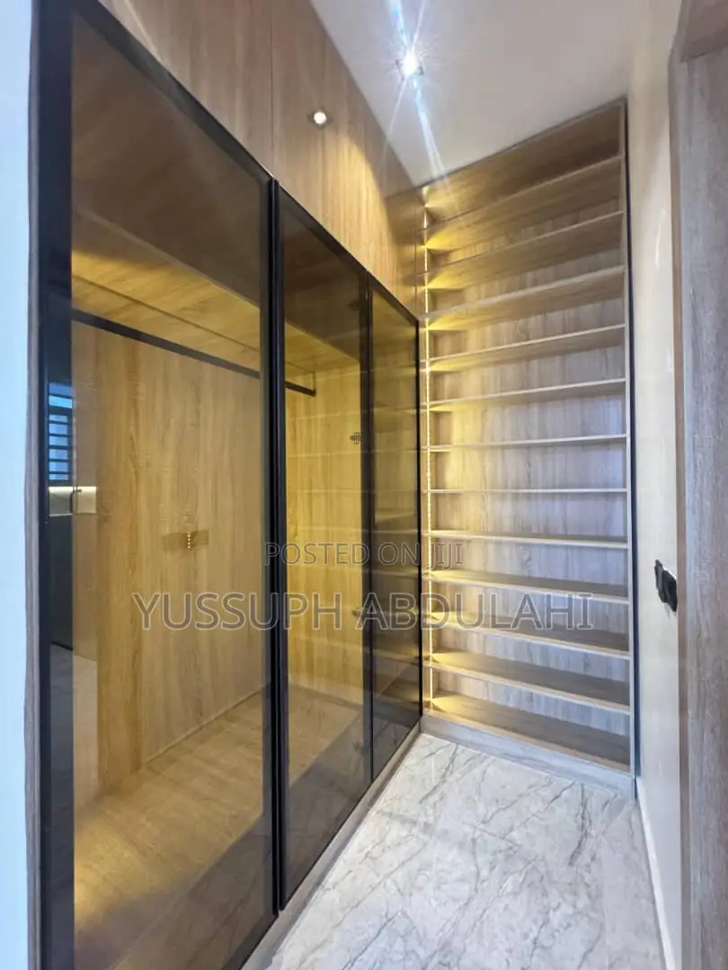 4bdrm Duplex in Lekki Phase1 for rent in Lekki Phase 1