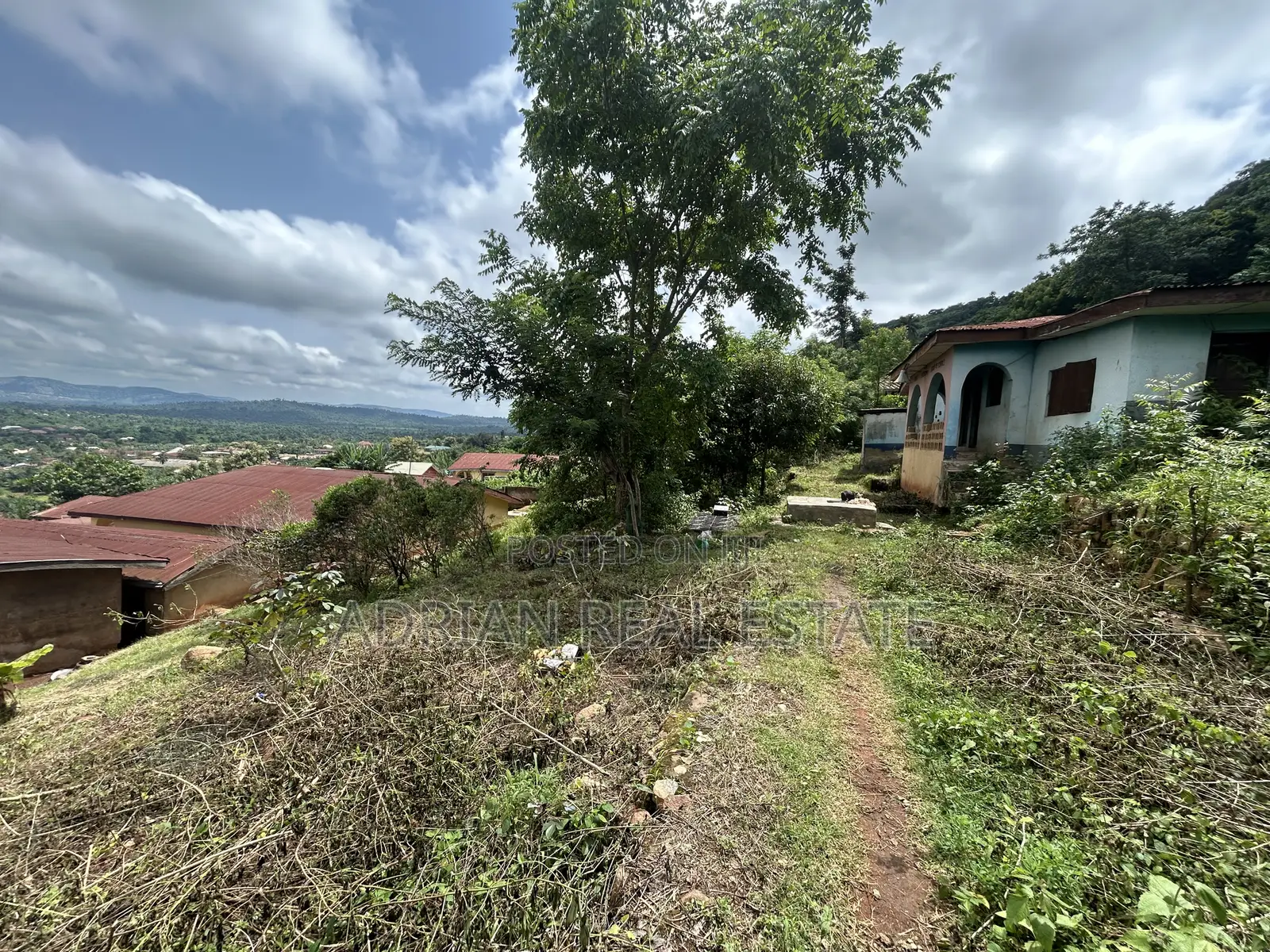 1 Acre Opportunity in Esa-Oke Close to Oscotech Poly in Obokun