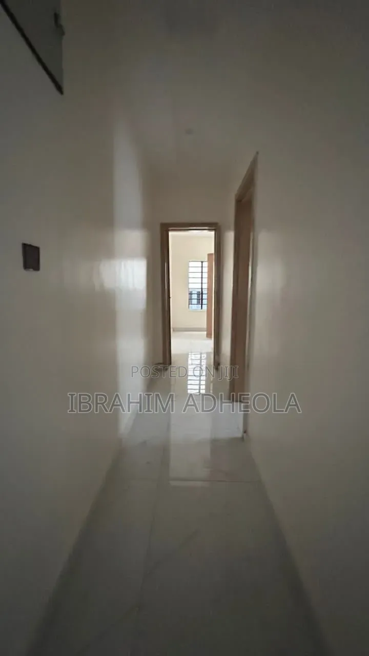 5bdrm Duplex in Ogudu Gra for sale in Ogudu GRA