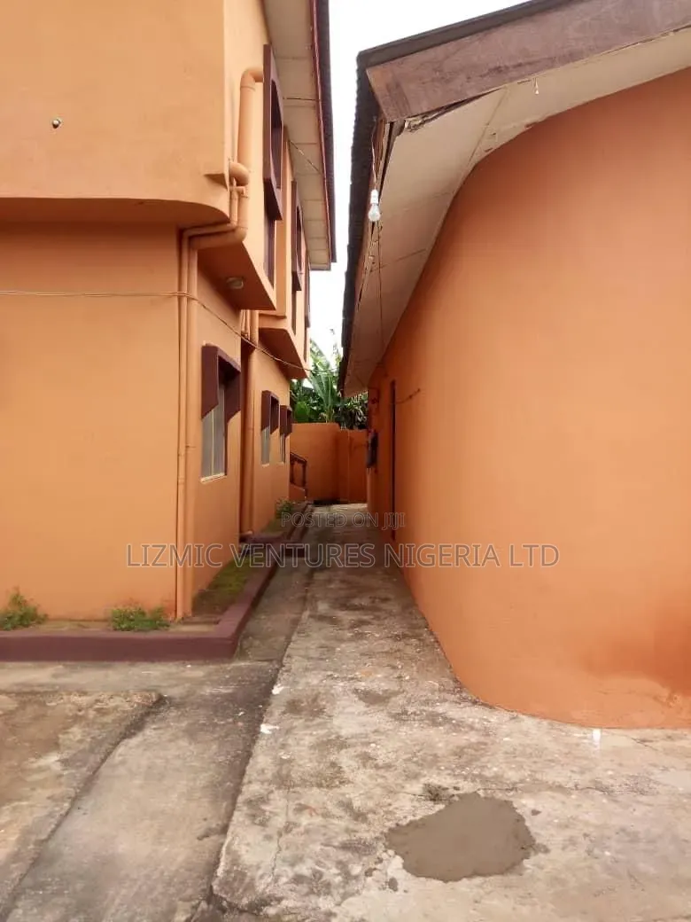 3bdrm Block of Flats in Akesan, Igando / Ikotun/Igando for sale in Igando / Ikotun/Igando