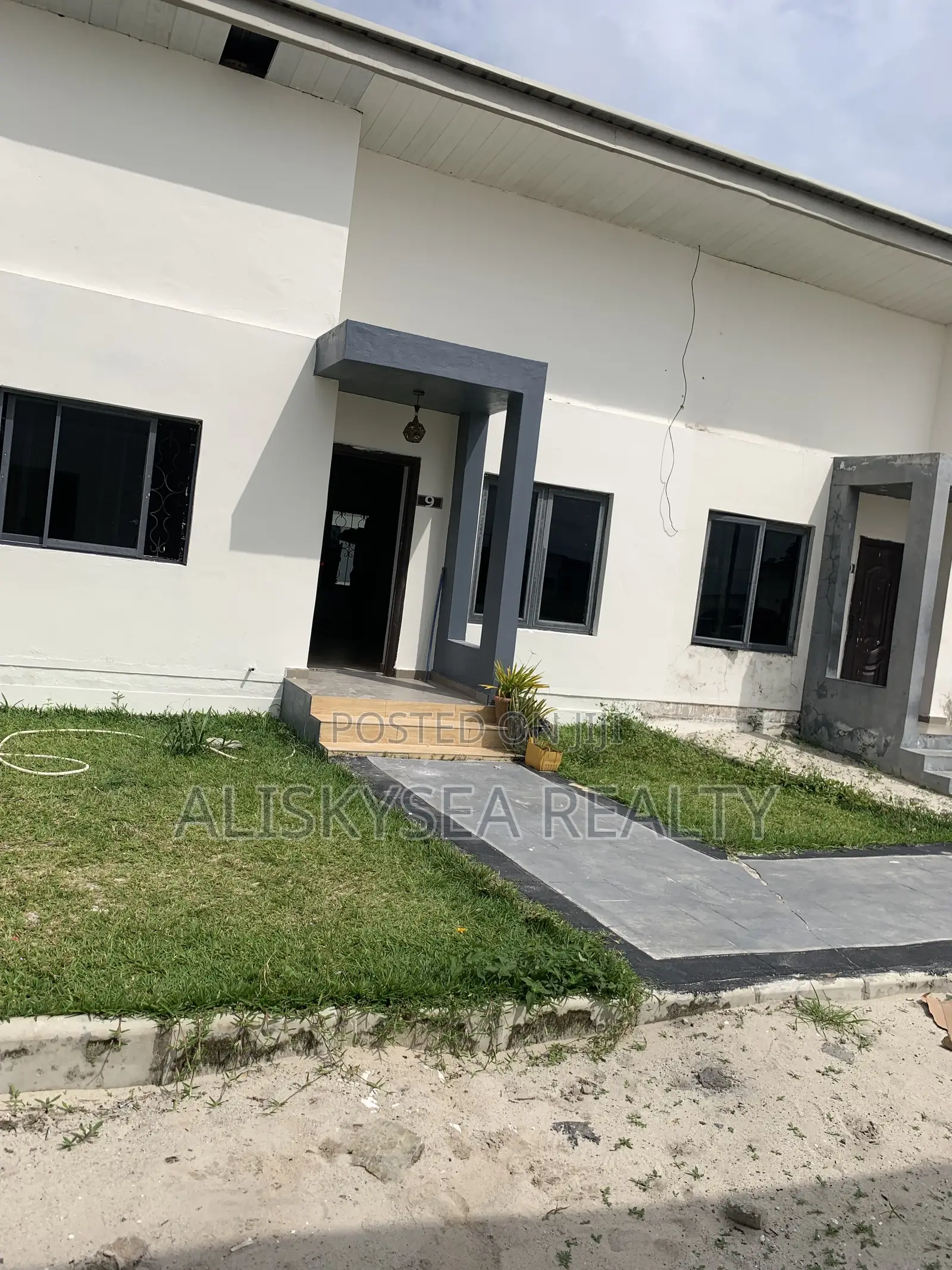 2bdrm Bungalow in Beechwood Park, Lakowe for sale in Lakowe