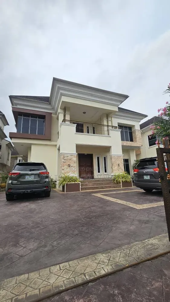 7bdrm Duplex in Pinnock Beach Estate, Lekki Phase 1 for sale in Lekki Phase 1