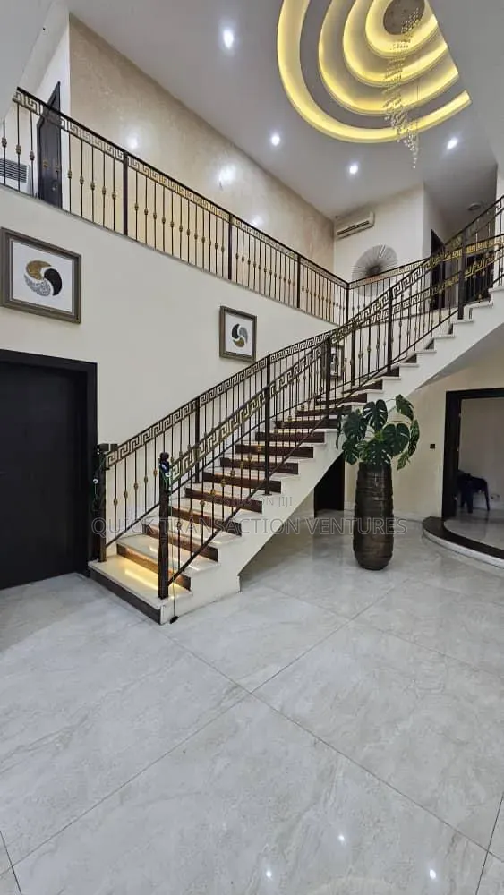 7bdrm Duplex in Pinnock Beach Estate, Lekki Phase 1 for sale in Lekki Phase 1