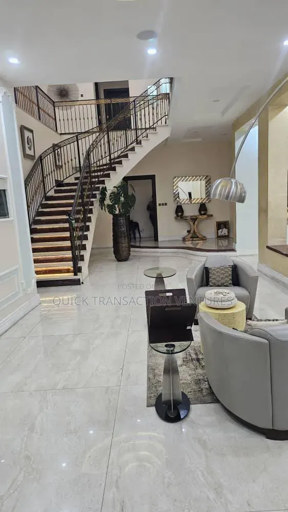 7bdrm Duplex in Pinnock Beach Estate, Lekki Phase 1 for sale in Lekki Phase 1