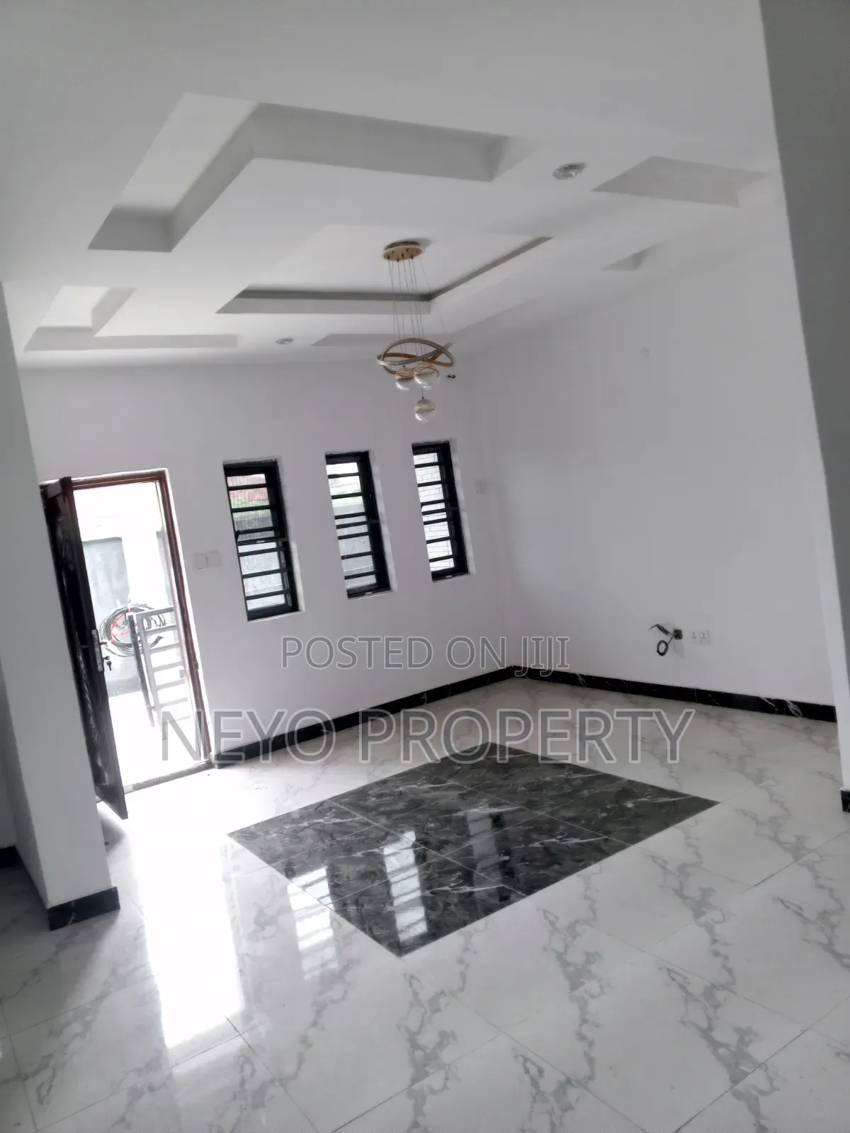 Furnished 2bdrm Block of Flats in Oga Oloye Estate, Igbogbo for rent in Igbogbo