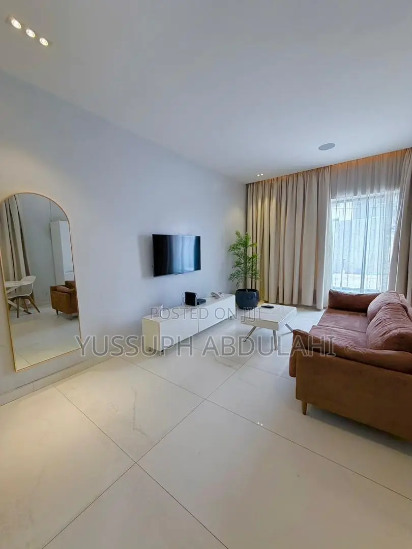 1 Bedroom Lekki Phase1 in Lekki Phase 1