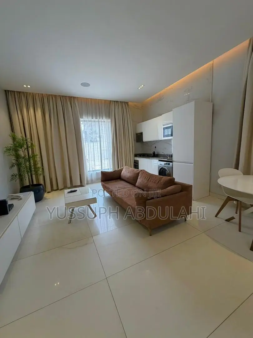 1 Bedroom Lekki Phase1 in Lekki Phase 1