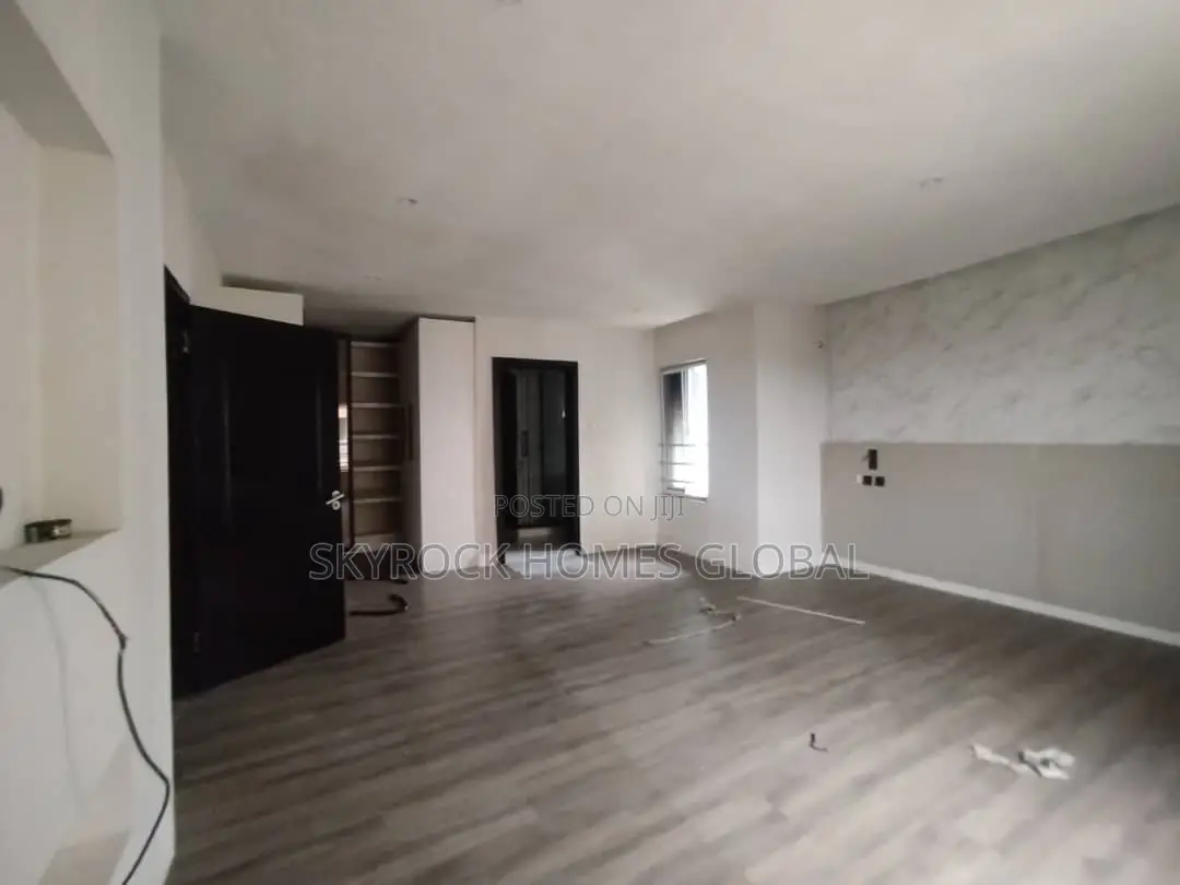 3bdrm Block of Flats in Ikate for rent in Ikate