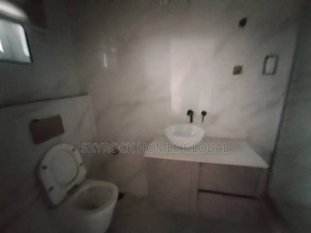 3bdrm Block of Flats in Ikate for rent in Ikate