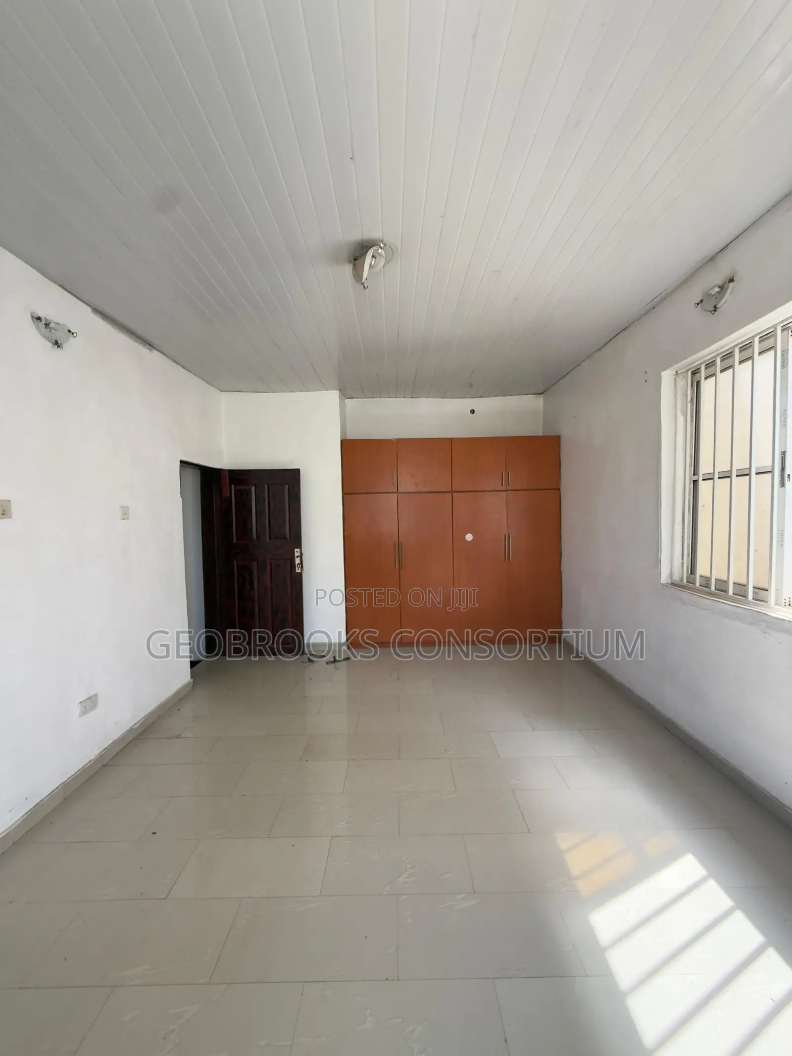4bdrm Bungalow in Carlton Gate Estate, Akobo for sale in Akobo