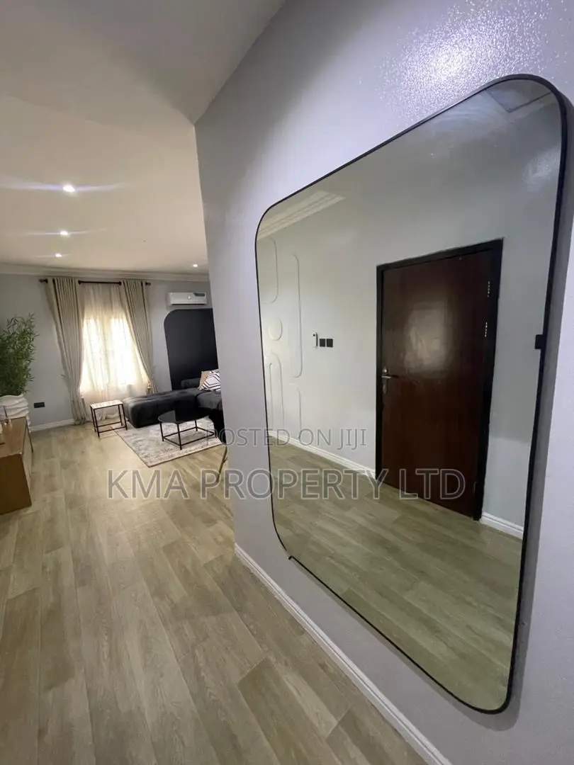Luxurious 1/2 Bedroom Apartment With Swimming Pool in Ikoyi