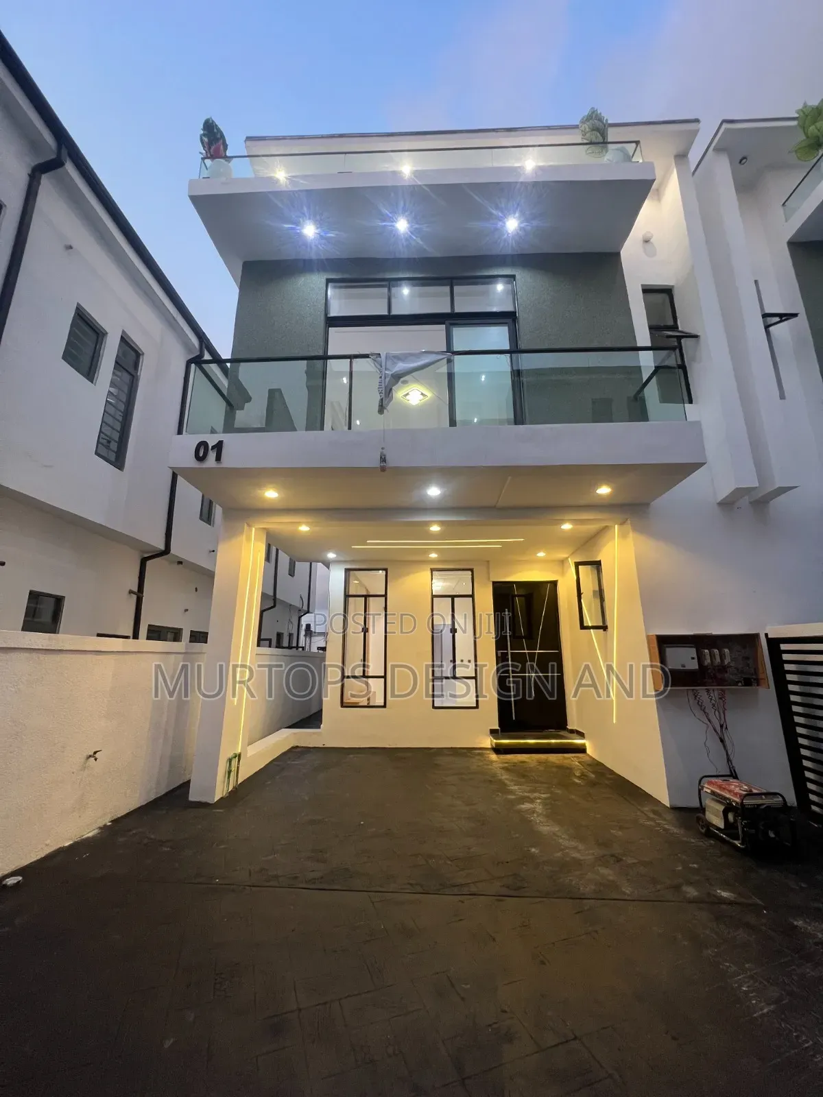 4bdrm Duplex in Ikota for sale in Ikota