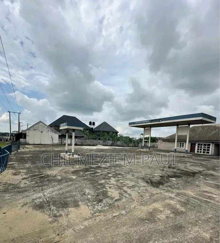 Filling Station on 3 Plots of Land – Port Harcourt in Aba Expressway