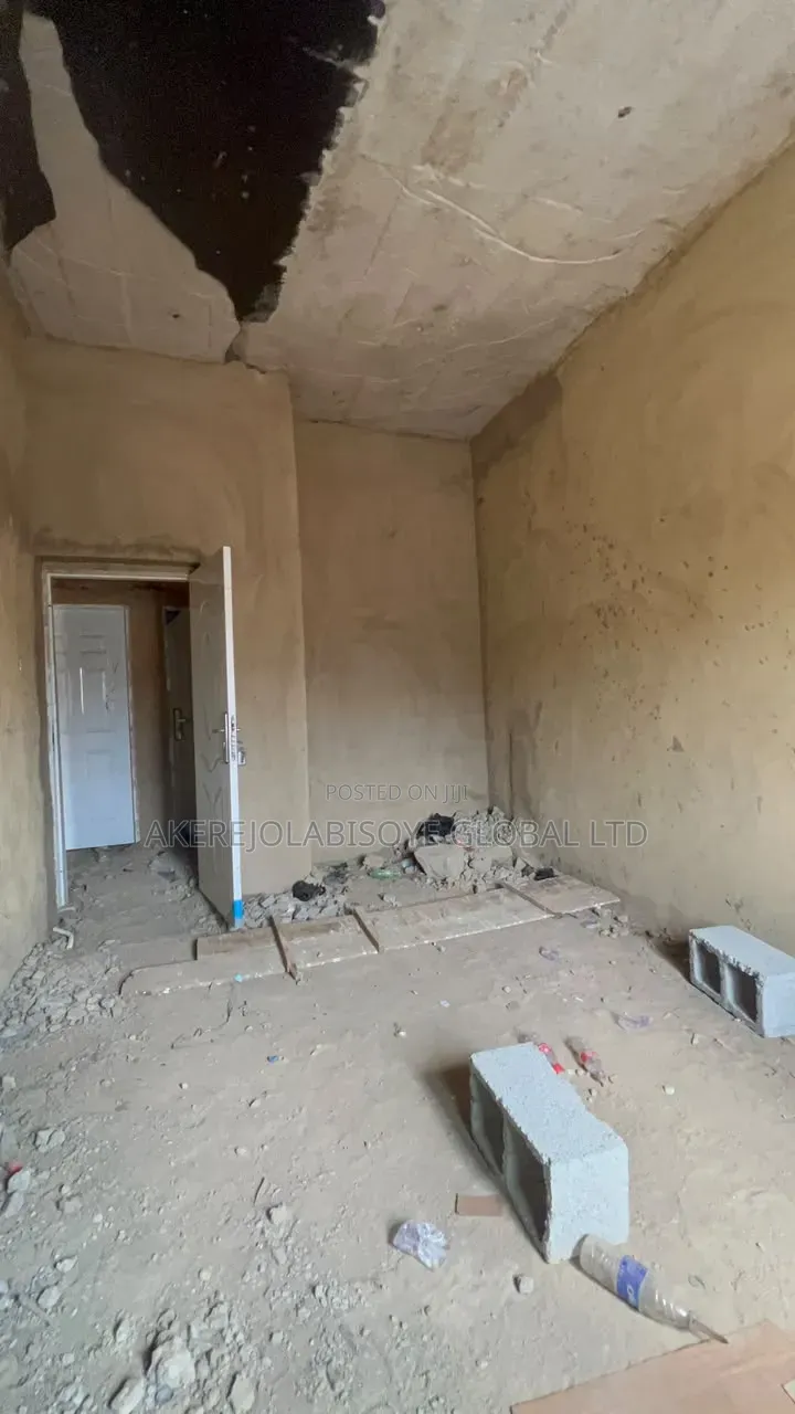 3bdrm Apartment in Wuye Abuja for sale in Wuye