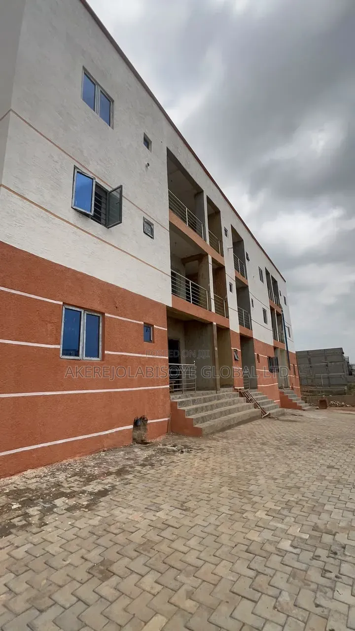 3bdrm Apartment in Wuye Abuja for sale in Wuye