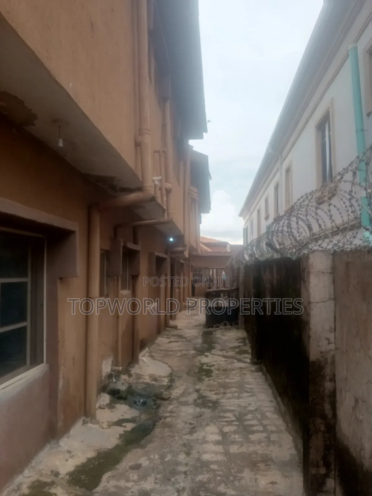 3bdrm Block of Flats in Jankara Ijaiye, Ifako for sale in Ifako
