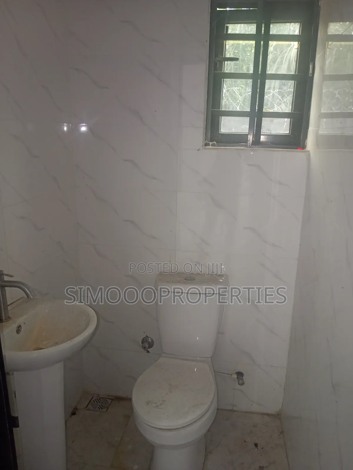 2bdrm Block of Flats in Yabatech, Lakowe for rent in Lakowe