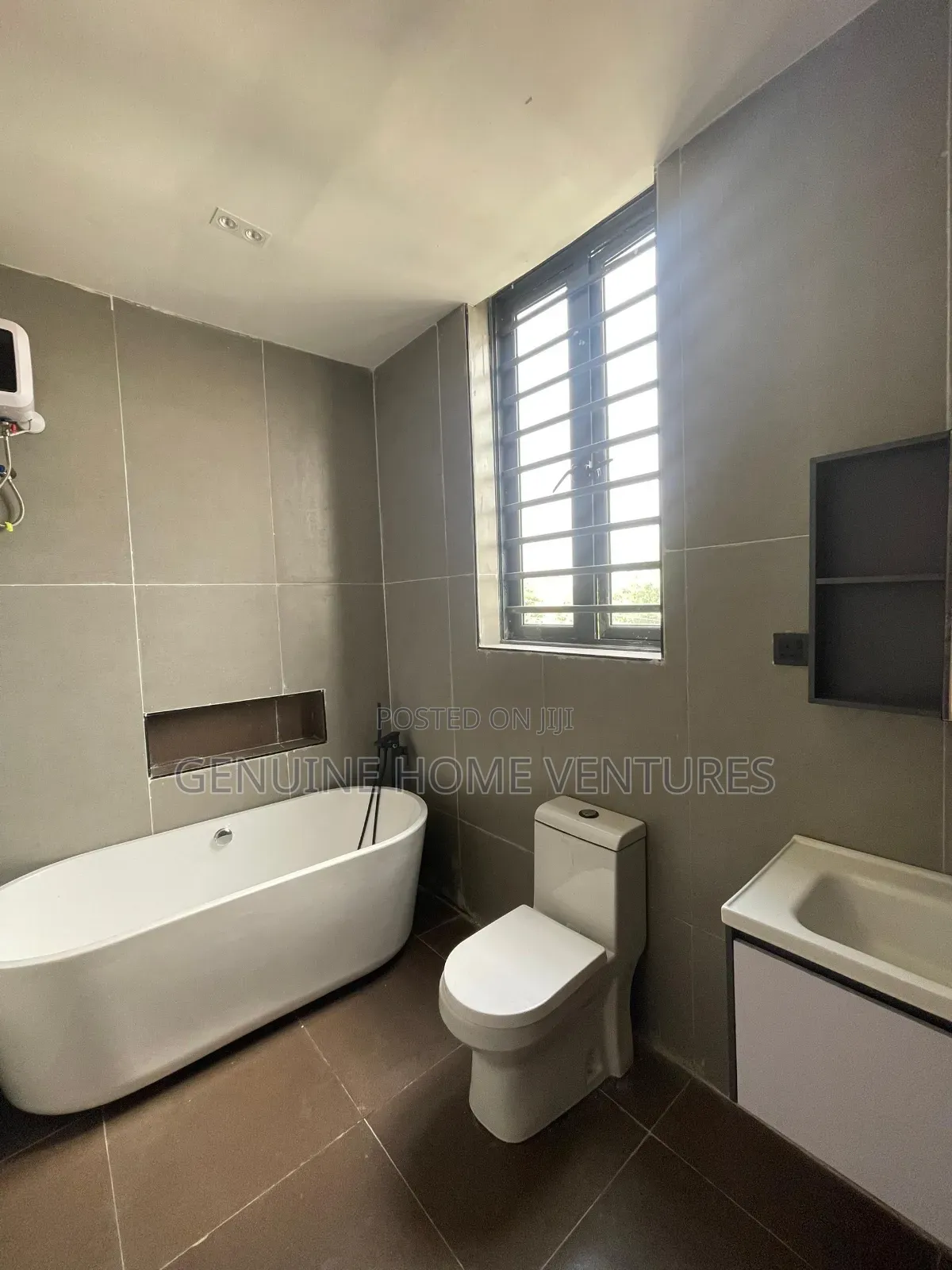 5bdrm Duplex in Lekki Phase One for sale in Lekki Phase 1