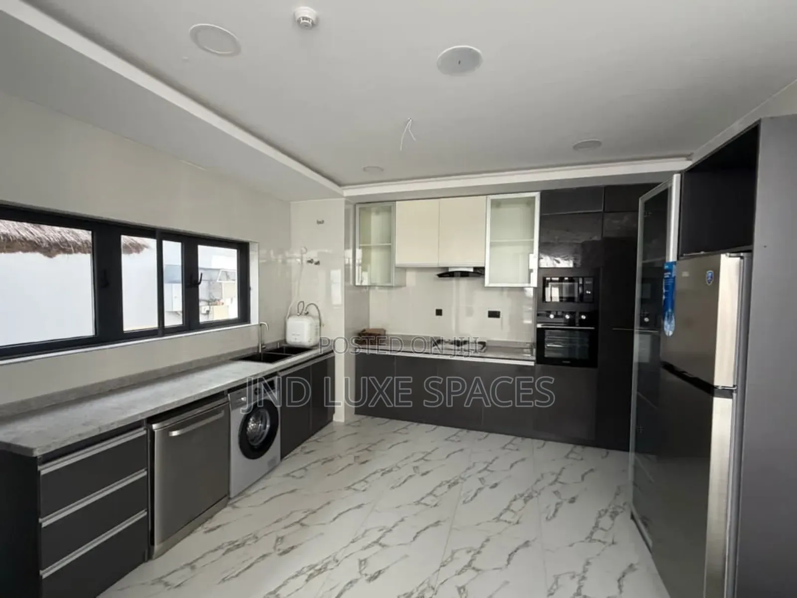 5bdrm Duplex in Banana Island for rent in Banana Island