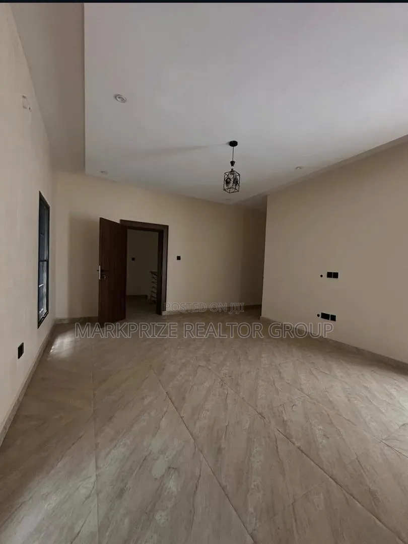 4bdrm Duplex in Mabushi Abuja for sale in Mabushi