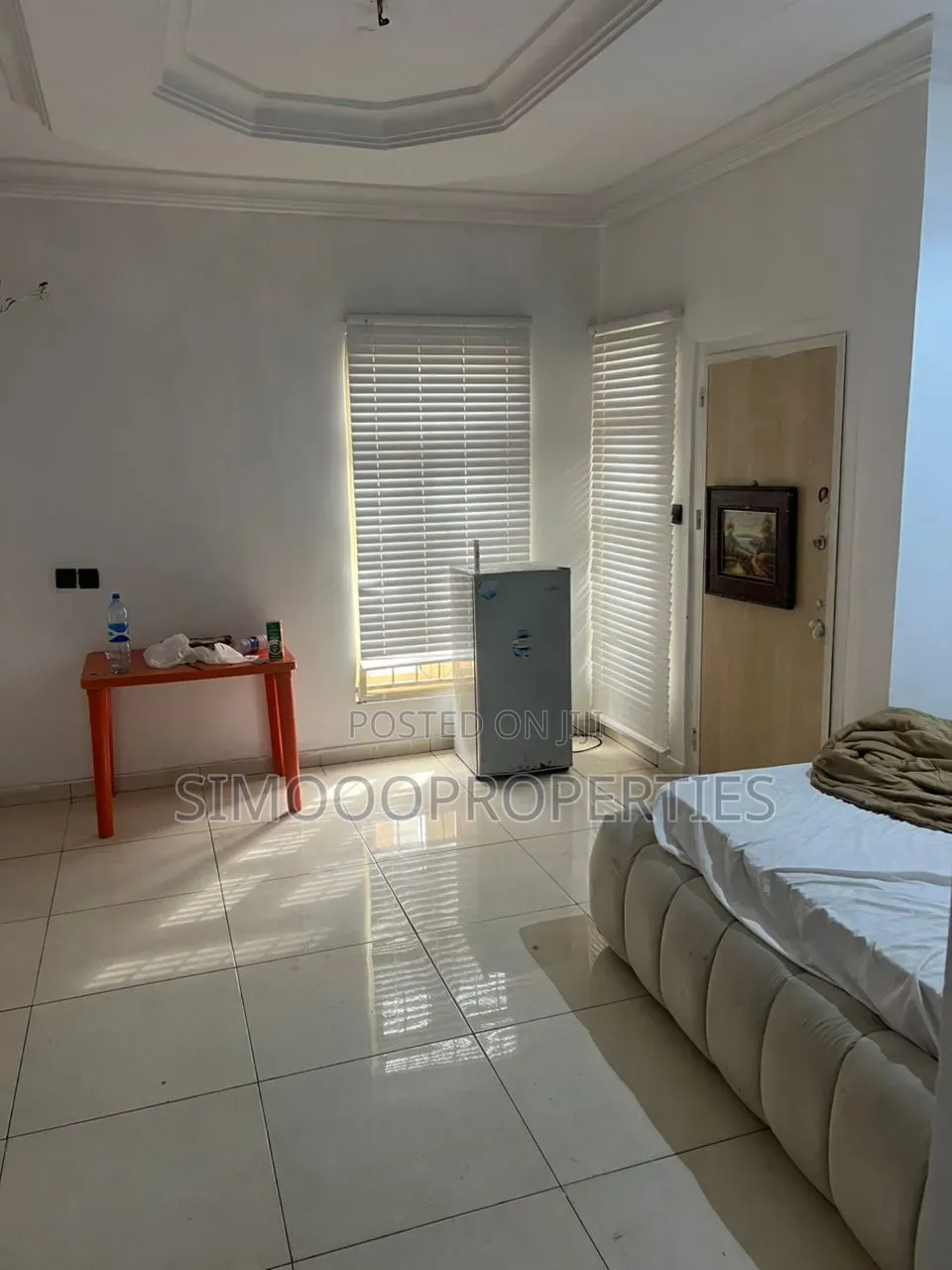 4bdrm Duplex in Idado for rent in Idado