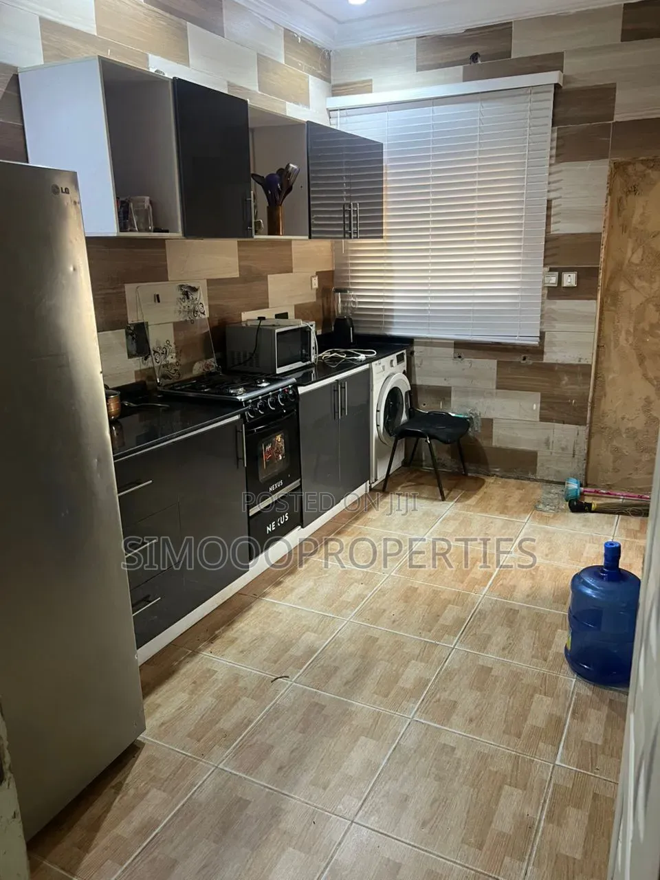 4bdrm Duplex in Idado for rent in Idado