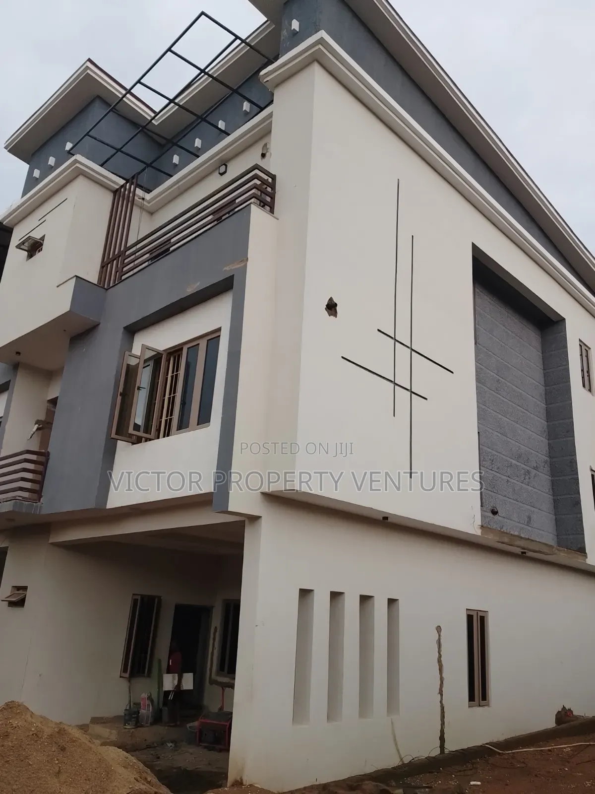 5bdrm Duplex in Dawaki for sale in Dawaki
