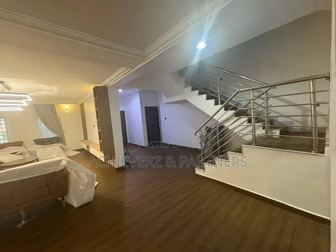 4bdrm Duplex in Mabushi for rent in Mabushi