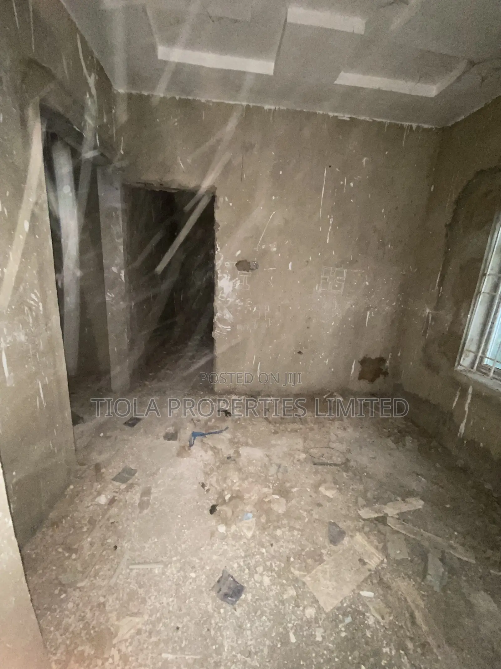 3bdrm Bungalow in Shimex Estate, Sabon Lugbe for sale in Sabon Lugbe