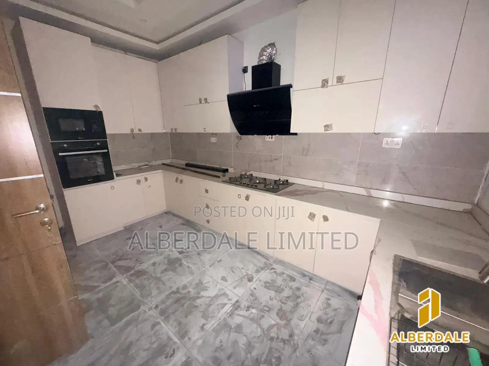 4bdrm Duplex in Millennium, Gbagada for sale in Gbagada