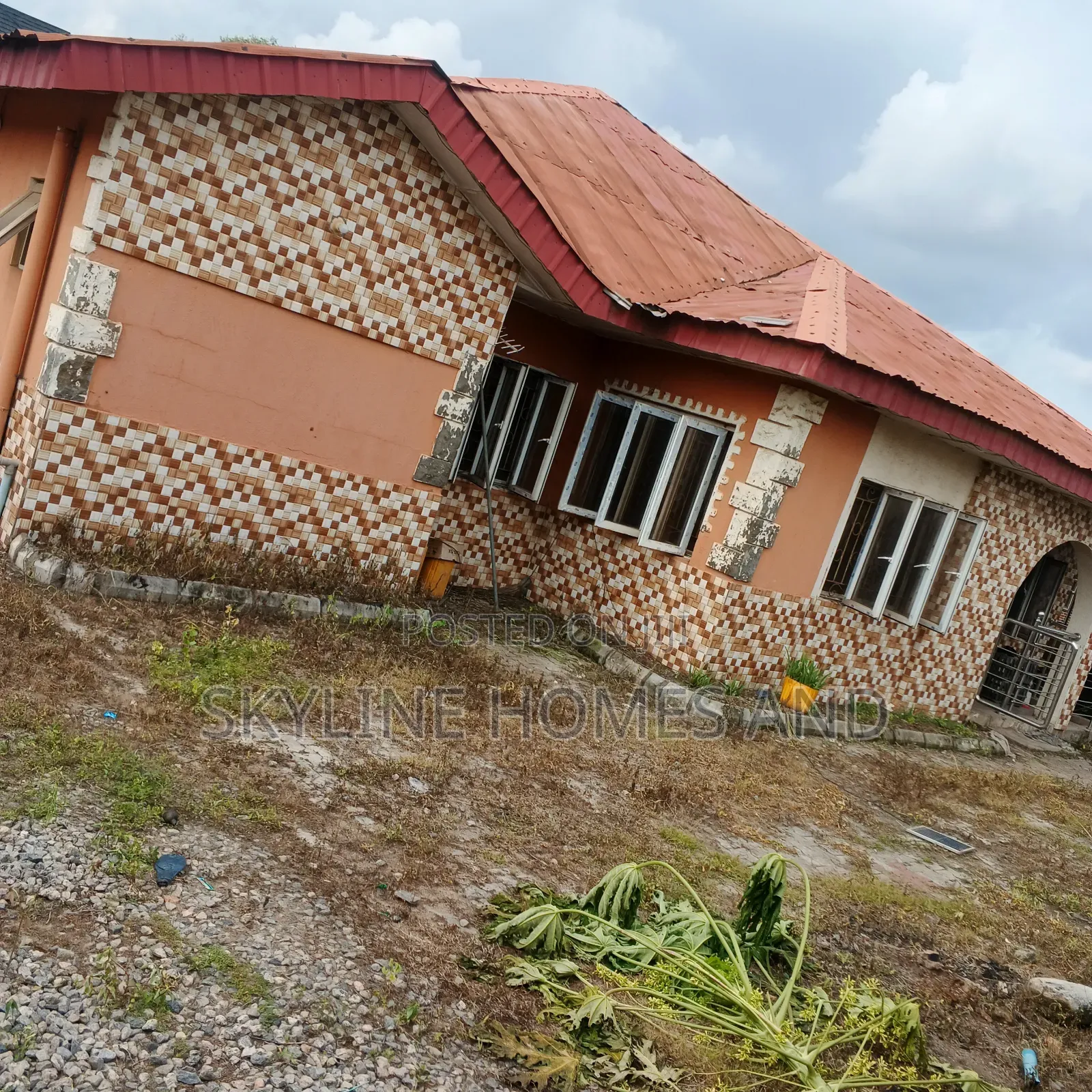 6bdrm Bungalow in C, Abeokuta North for sale in Abeokuta North
