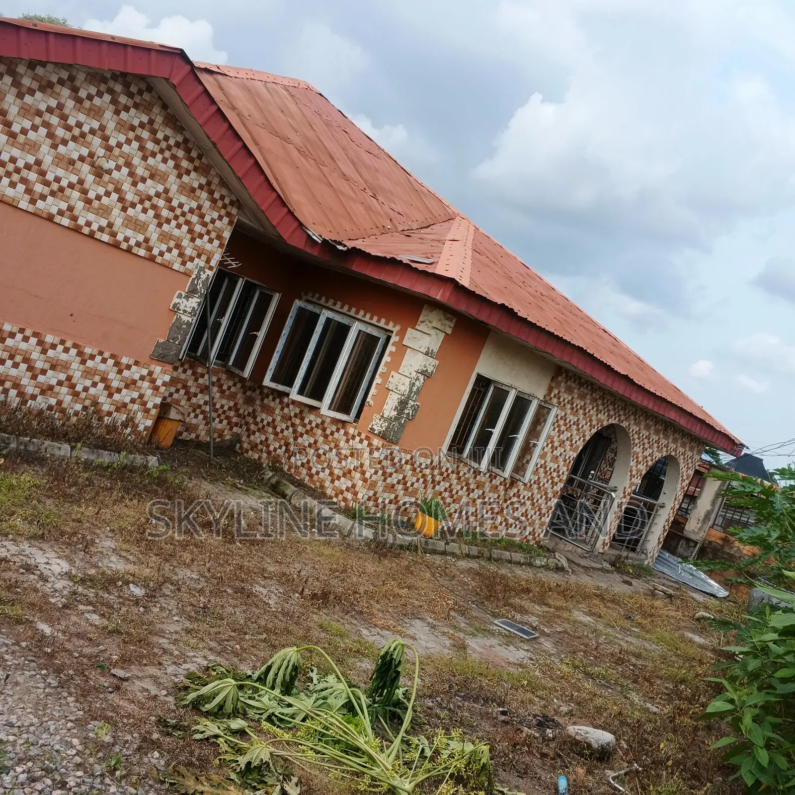 6bdrm Bungalow in C, Abeokuta North for sale in Abeokuta North
