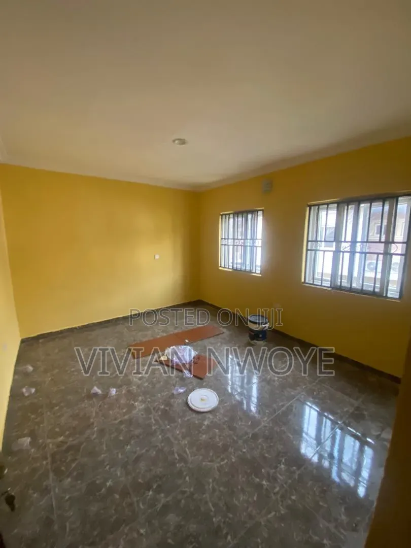 3bdrm Duplex in Jakande for rent in Jakande