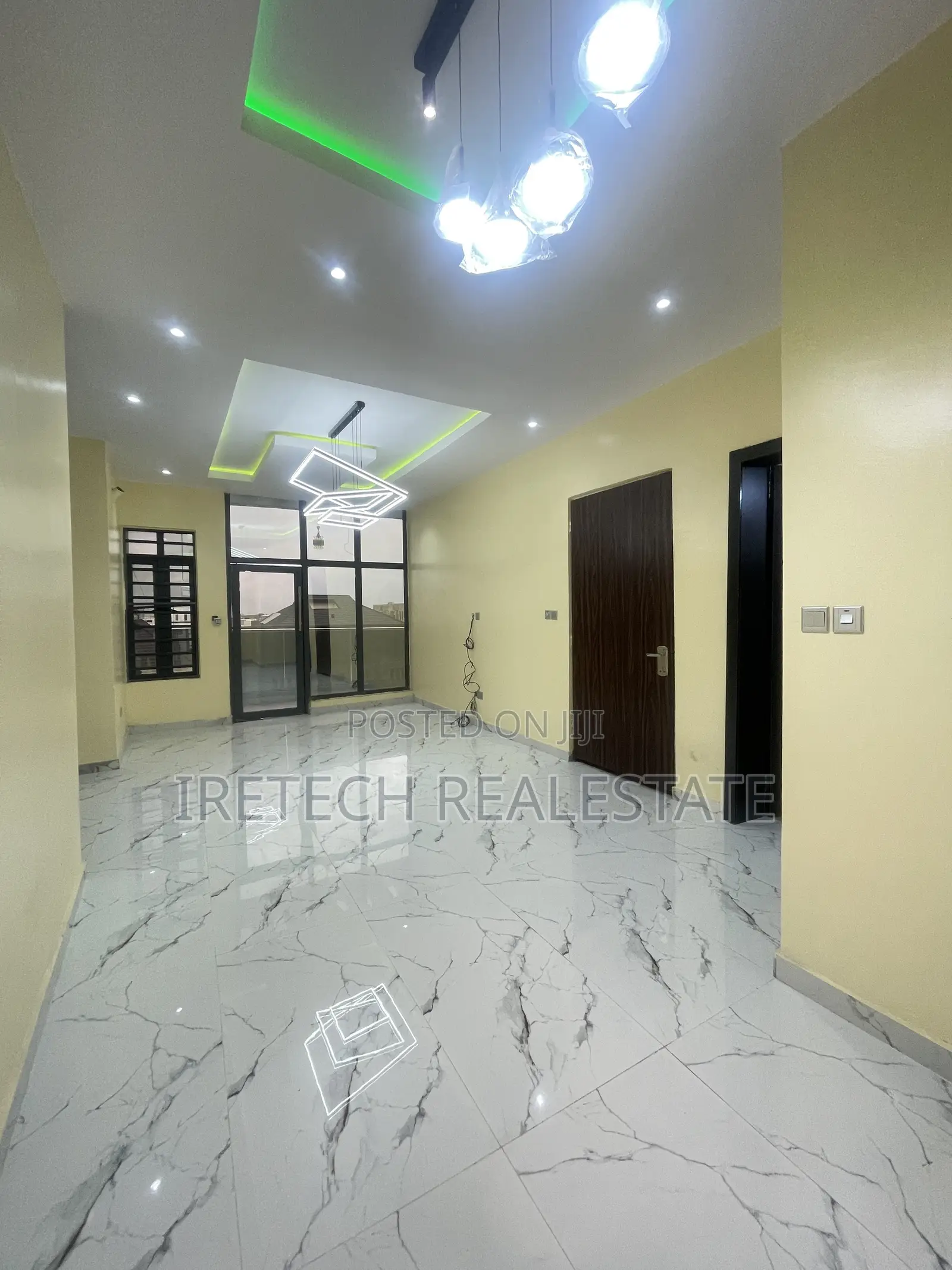 2bdrm Apartment in Ajah Adesanya, Off Lekki-Epe Expressway for sale in Off Lekki-Epe Expressway