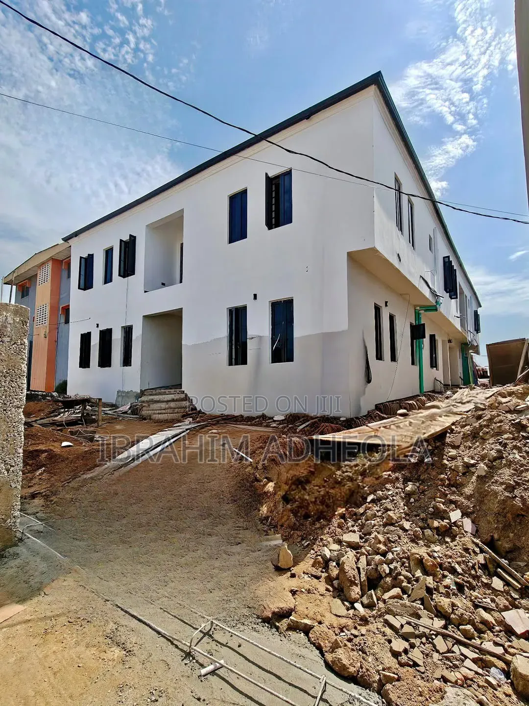 3bdrm Apartment in Gbagada, Millenuim/UPS for sale in Millenuim/UPS