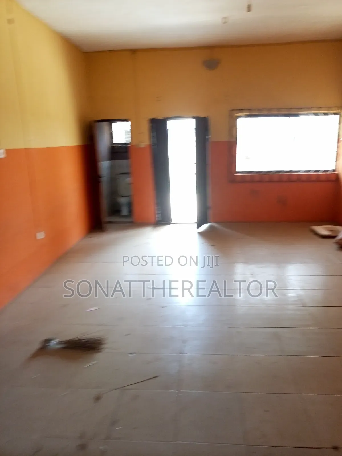 3bdrm Block of Flats in Ologuneru for sale in Ologuneru