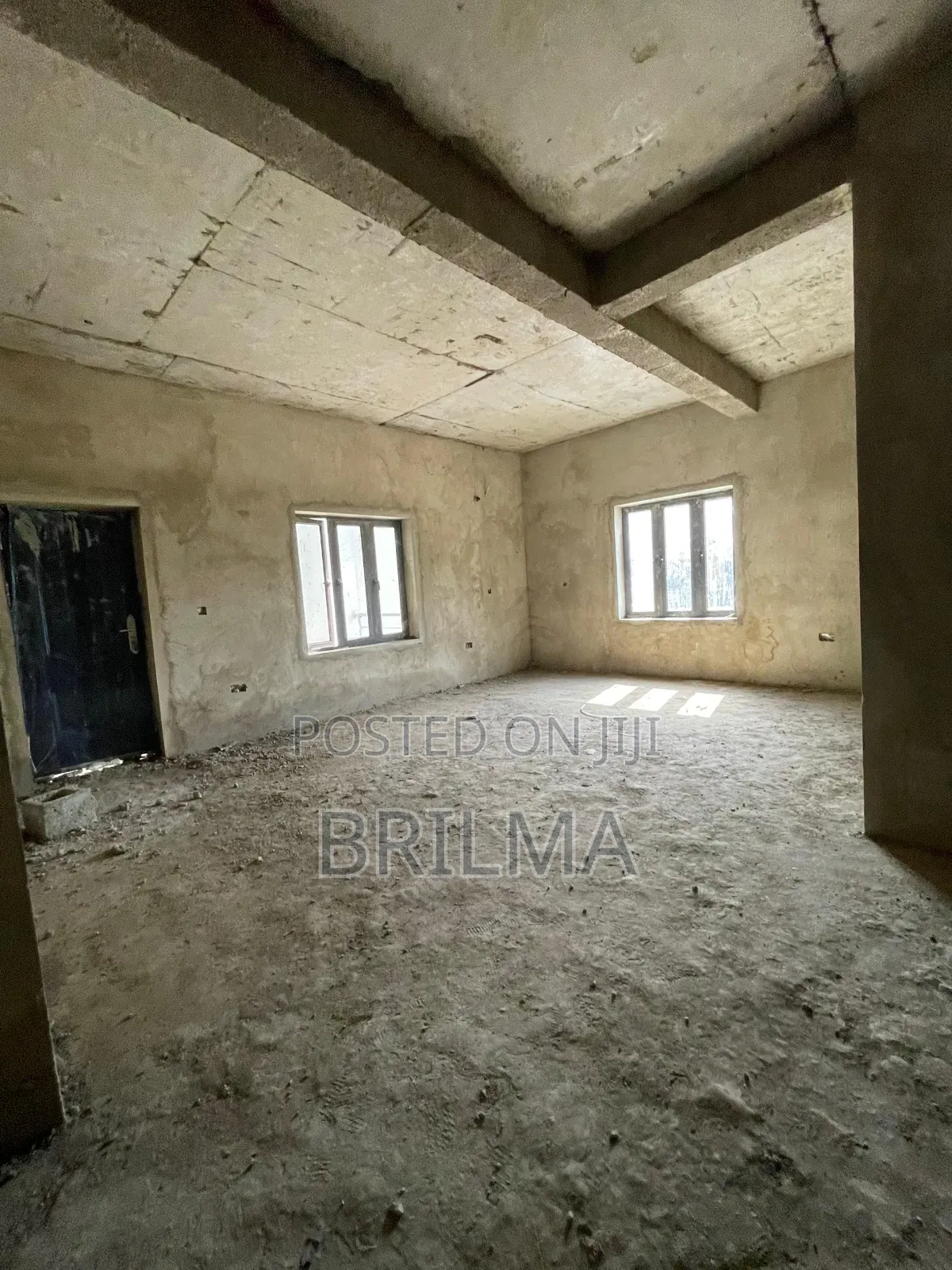 4bdrm Duplex in Life Camp for sale in Life Camp