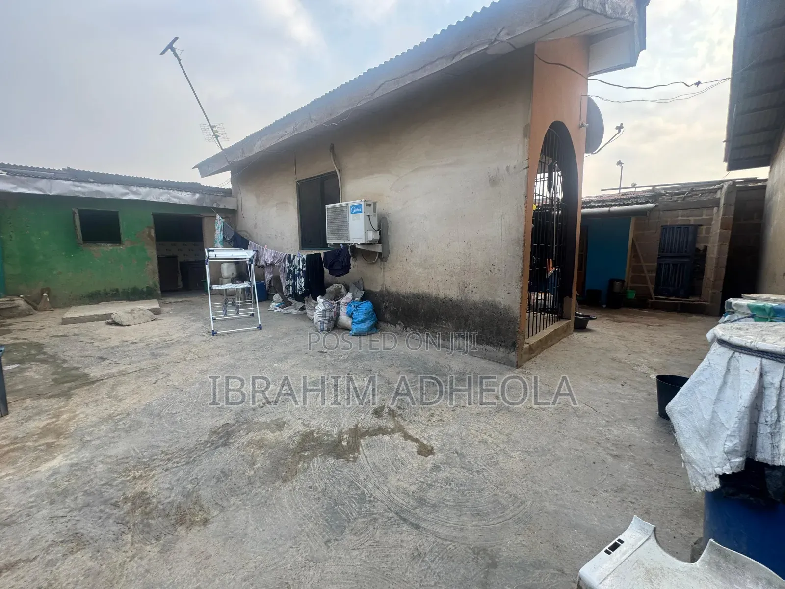 110m Net Non Negotiable a Mixed Used Demolshable Structure in Berger