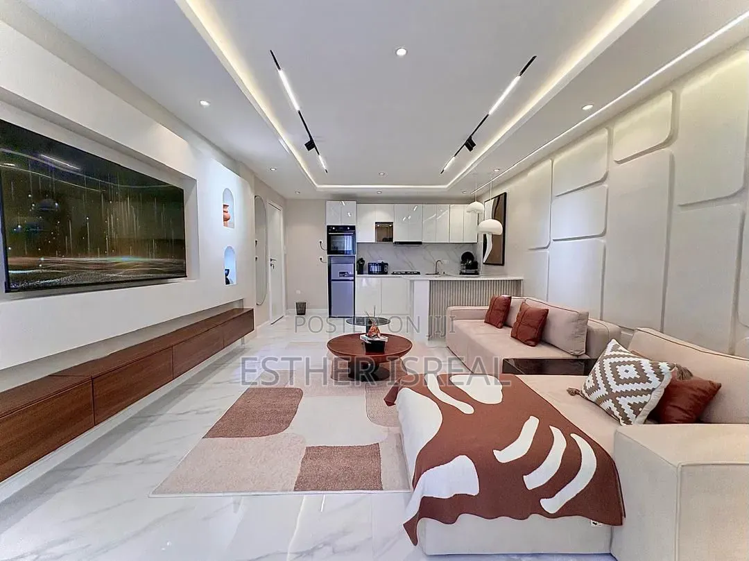 Contemporary 2 Bedroom Apartment in Lekki Phase 1