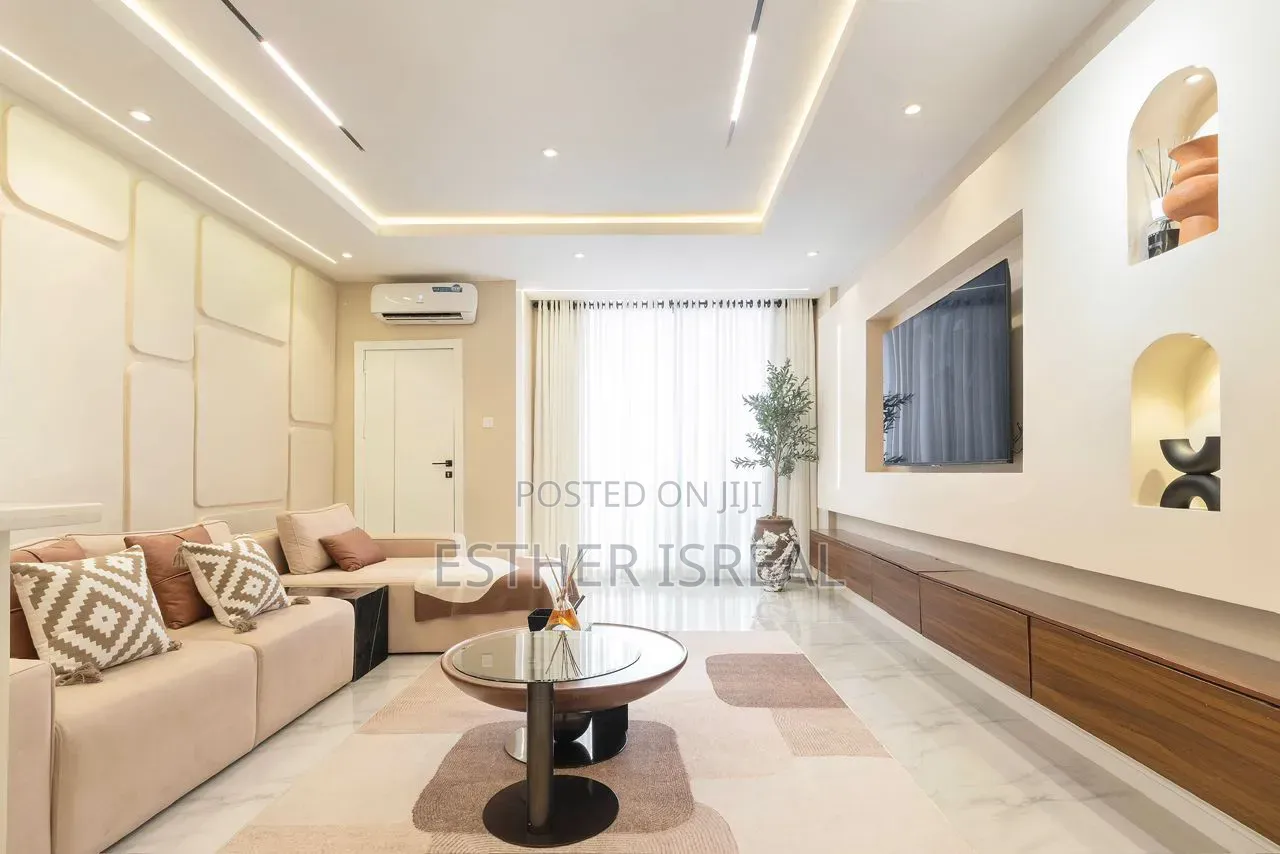 Contemporary 2 Bedroom Apartment in Lekki Phase 1