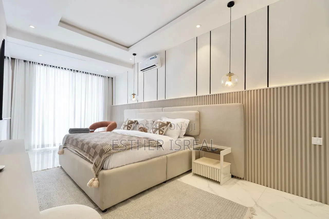 Contemporary 2 Bedroom Apartment in Lekki Phase 1