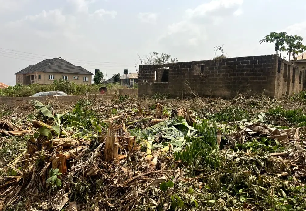 Uncompleted Three Bedrooms Bungalow At Aliri Estate, Wisdom , Akobo in Akobo