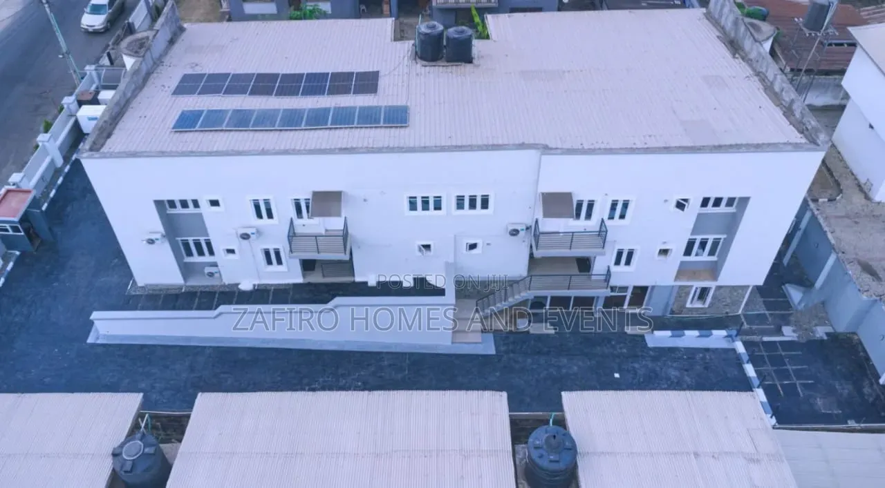 Furnished 12bdrm Duplex in Old Bodija Estate for sale in Bodija