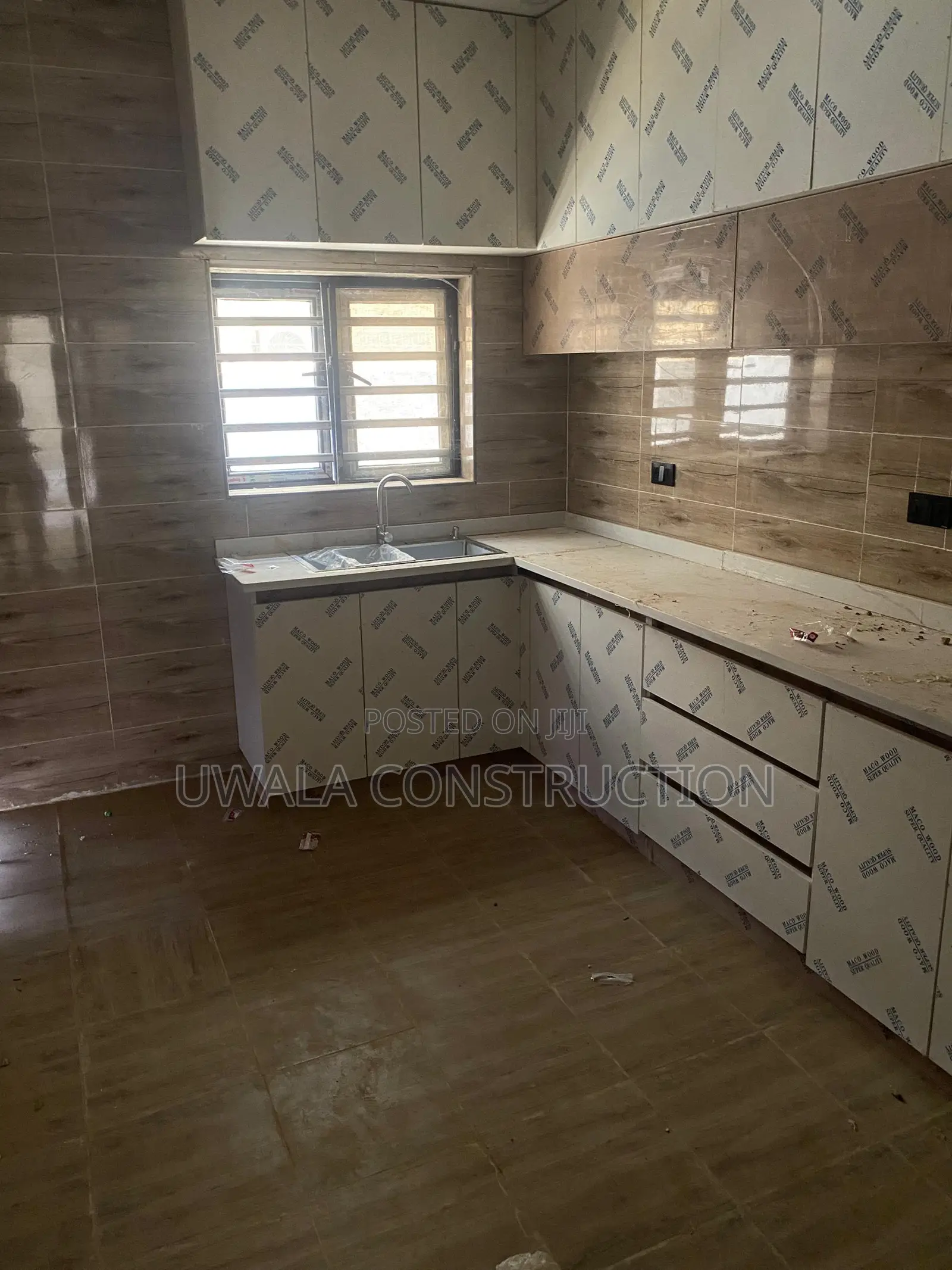 4bdrm Townhouse/Terrace in Gaduwa for sale in Gaduwa