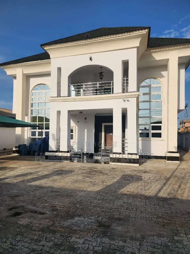 Furnished 7bdrm Duplex in Green Estate for sale in Green Estate