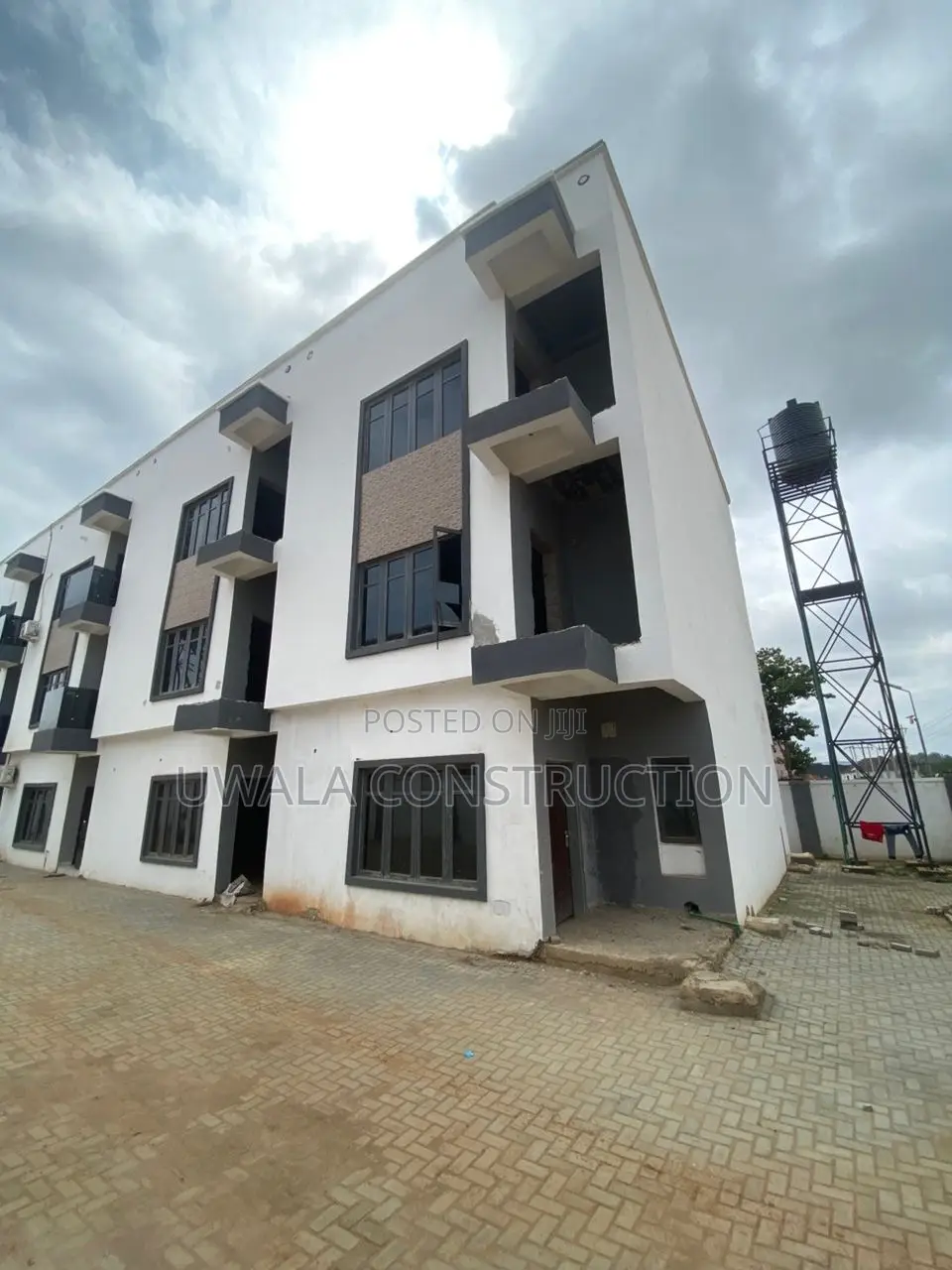 4bdrm Townhouse/Terrace in Gaduwa for sale in Gaduwa