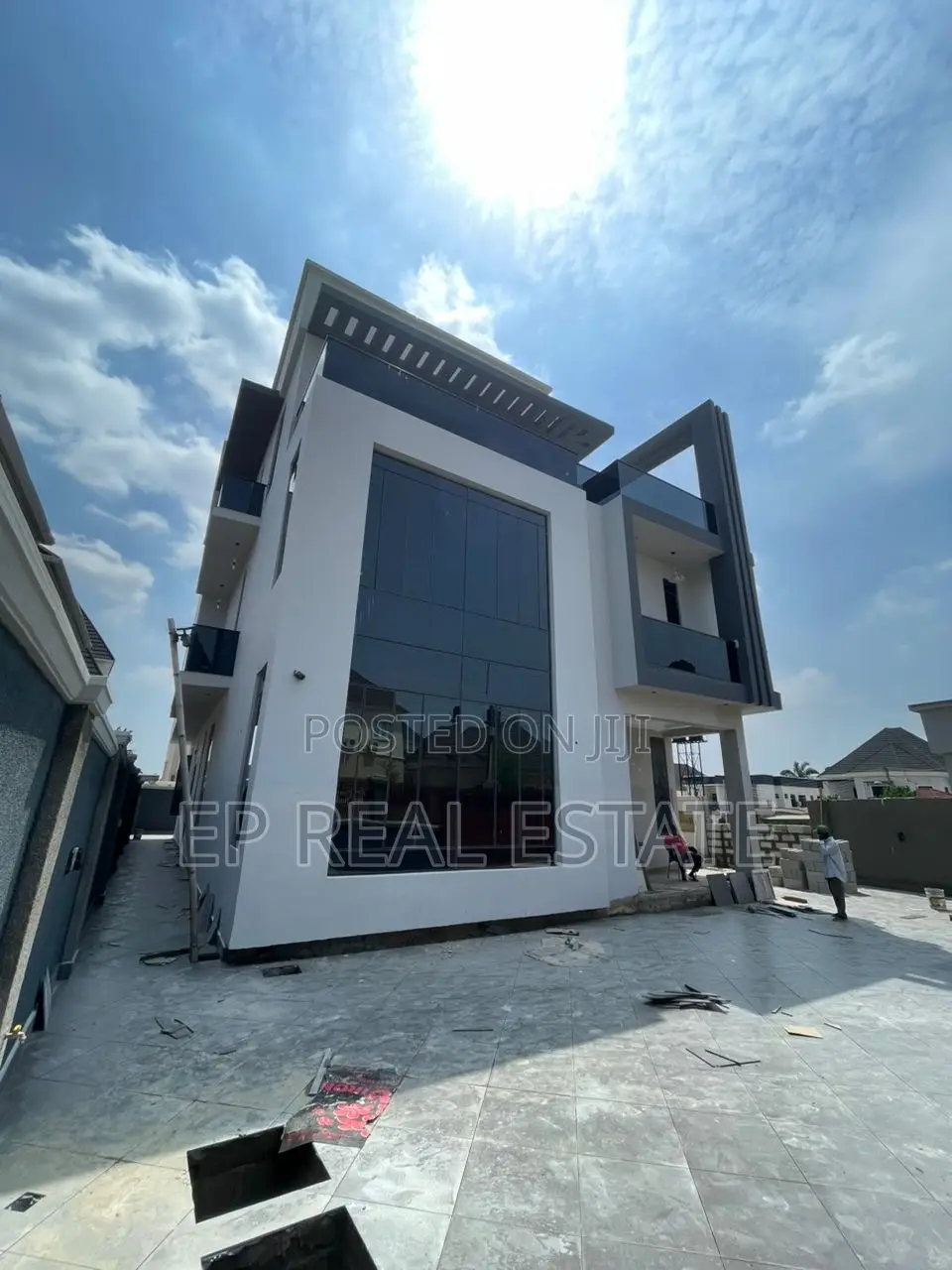 5bdrm Duplex in Apo Resettlement for sale in Apo Resettlement