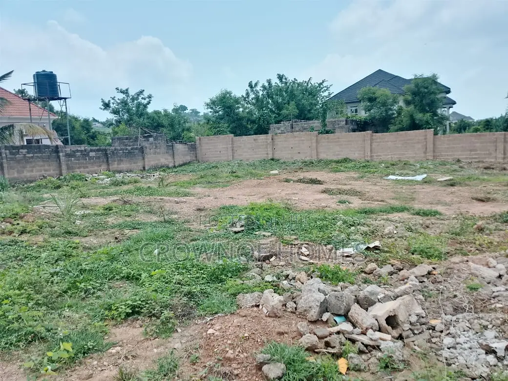 Land for Sale in Alagbaka Gra, Ondo in Akure