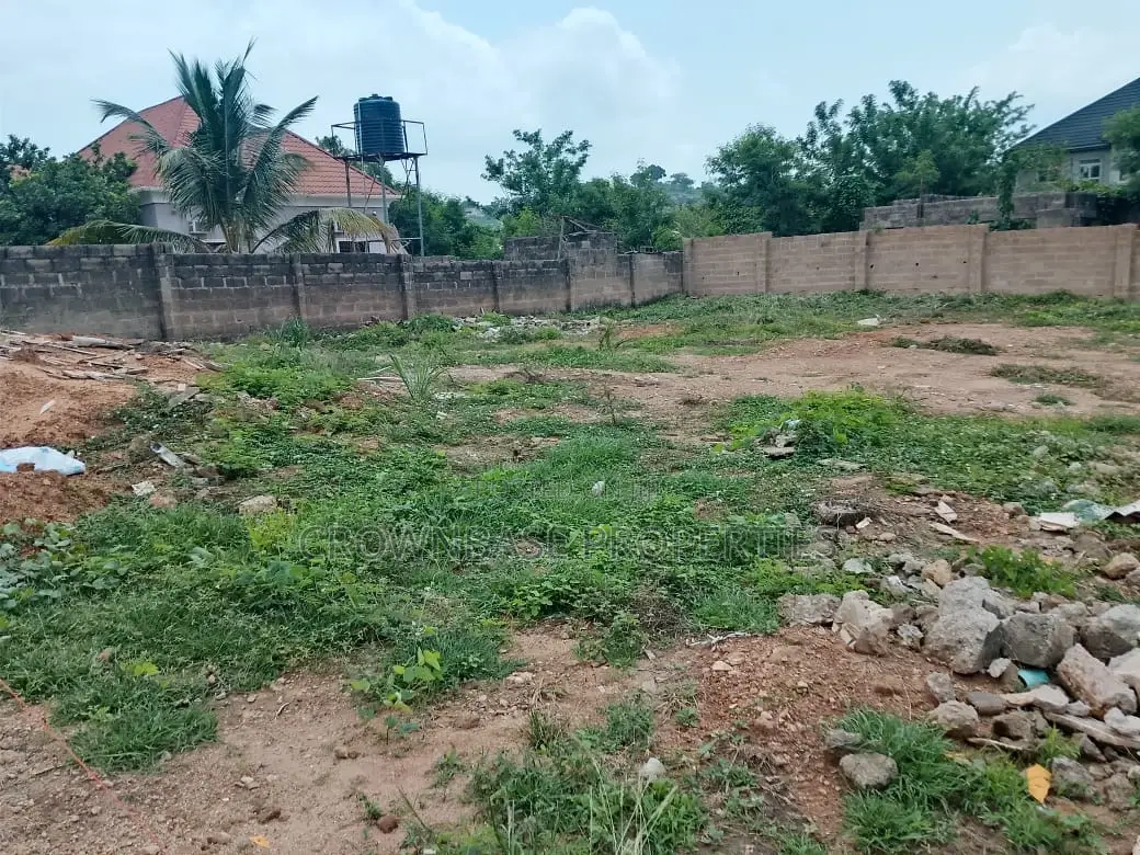 Land for Sale in Alagbaka Gra, Ondo in Akure