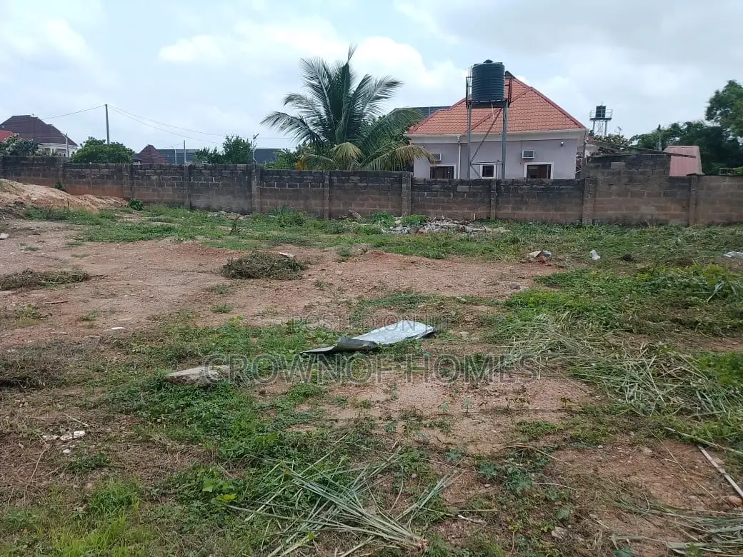 Land for Sale in Alagbaka Gra, Ondo in Akure